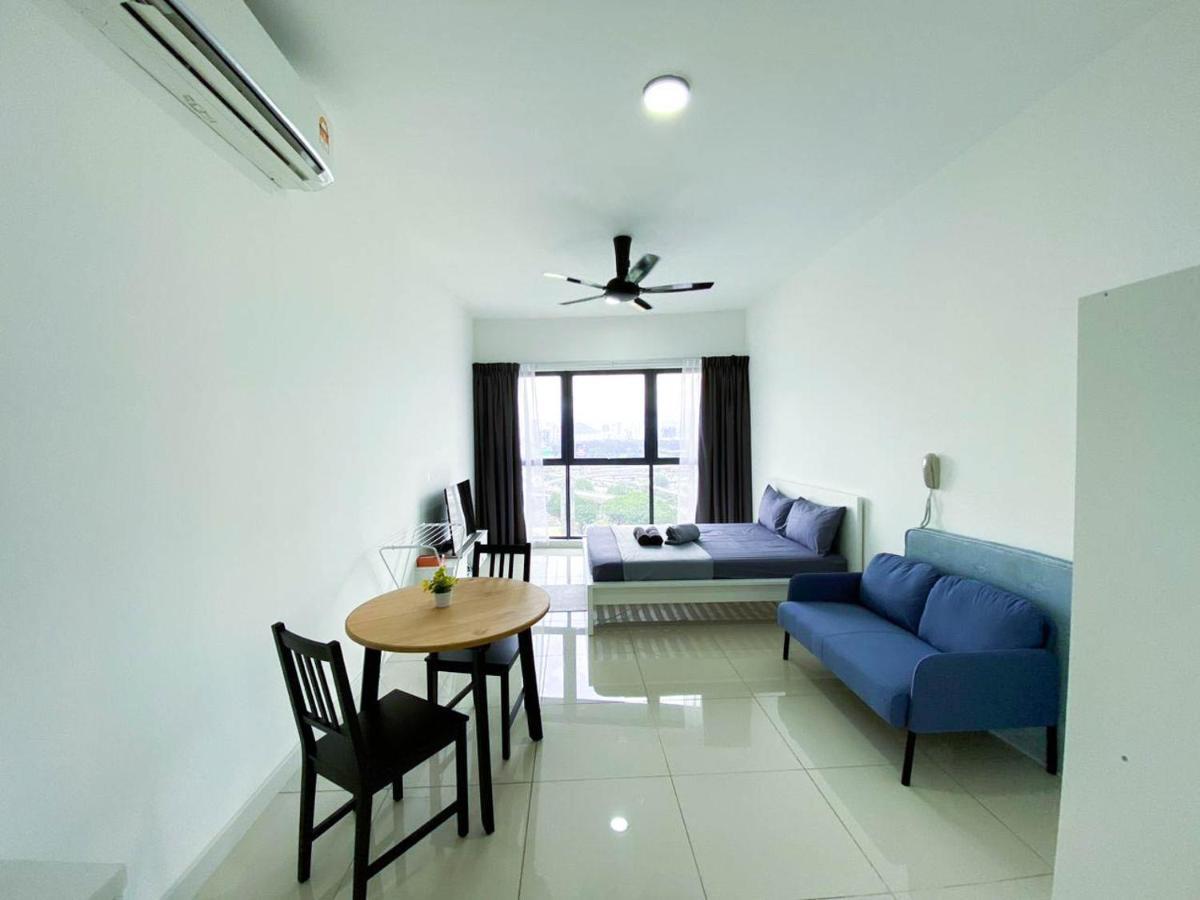 Continew Residences TRX Lux Pool View Kuala Lumpur Extérieur photo