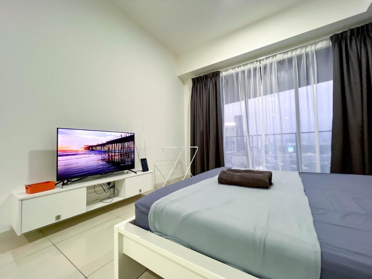Continew Residences TRX Lux Pool View Kuala Lumpur Extérieur photo